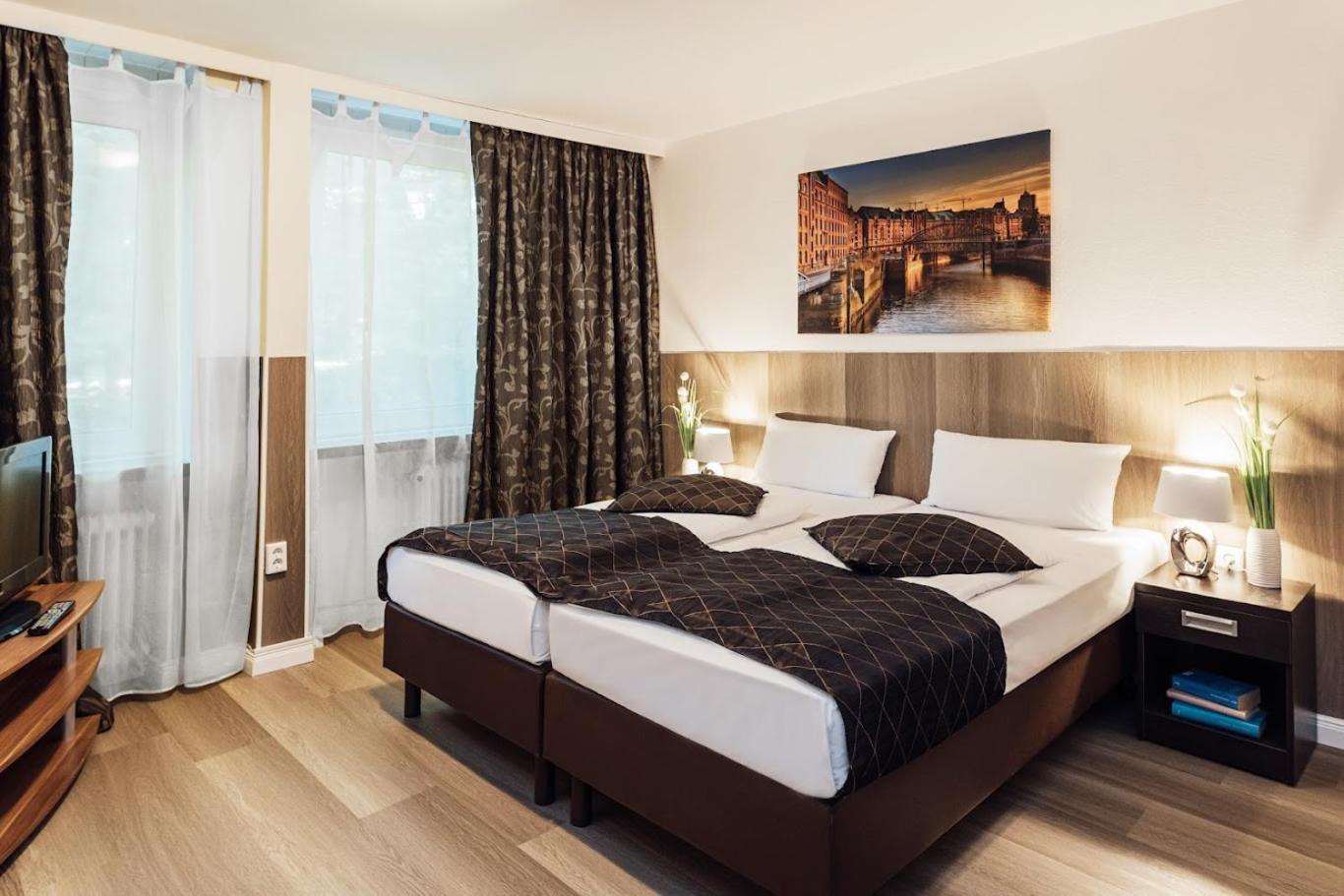 Hotel Hanseat Hamburg Kültér fotó