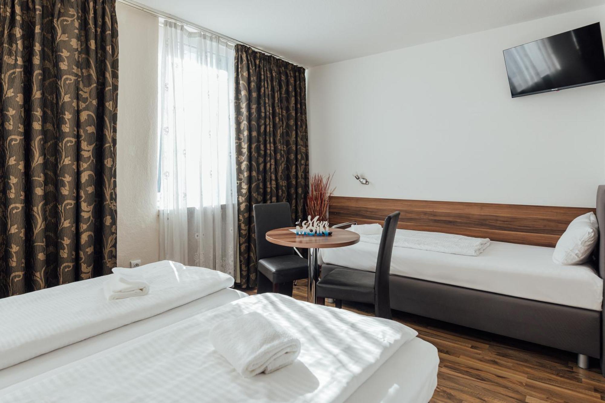 Hotel Hanseat Hamburg Kültér fotó