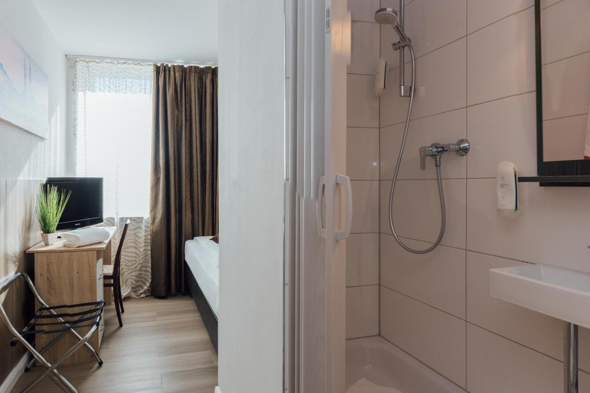 Hotel Hanseat Hamburg Kültér fotó
