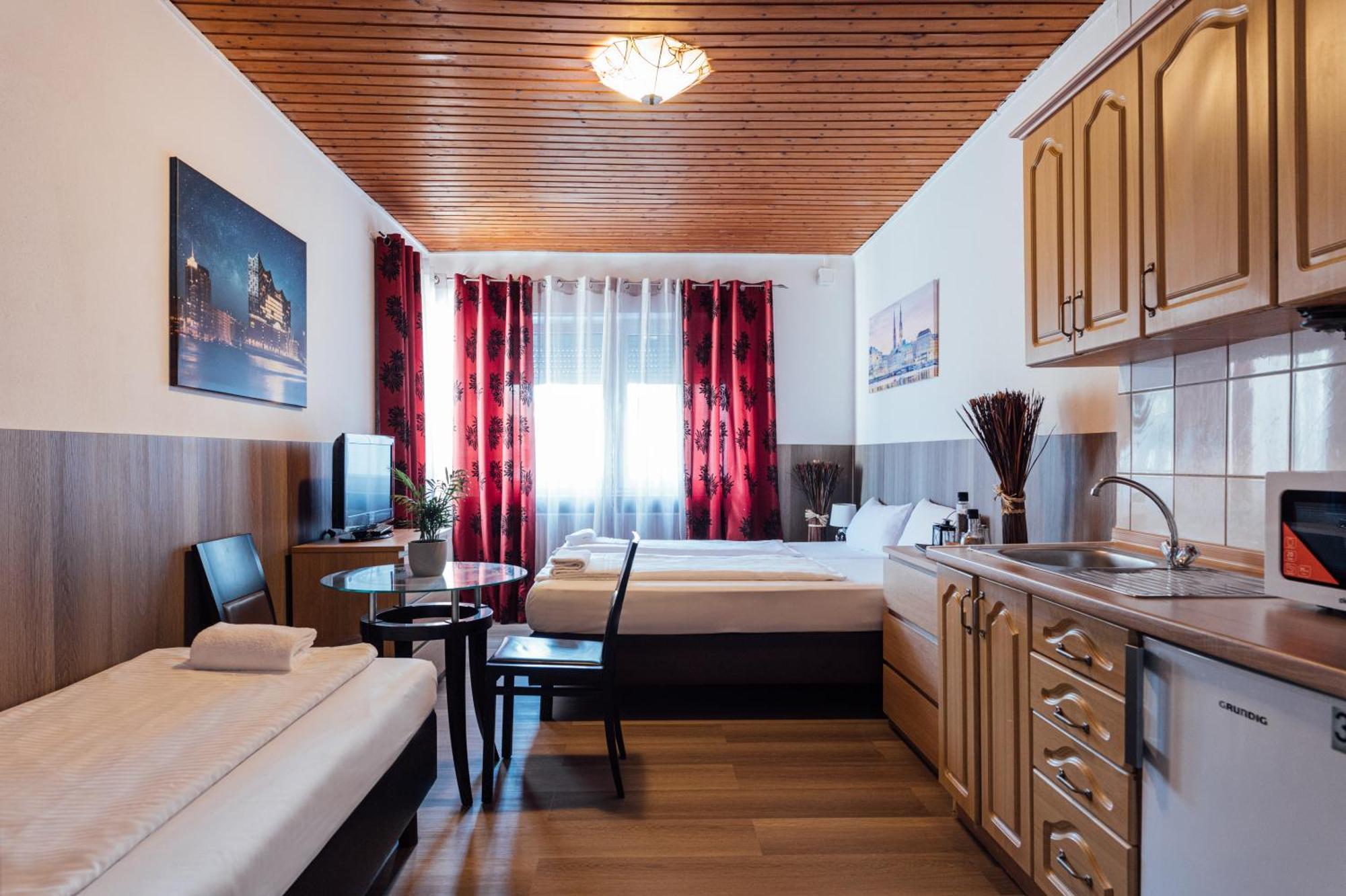 Hotel Hanseat Hamburg Kültér fotó
