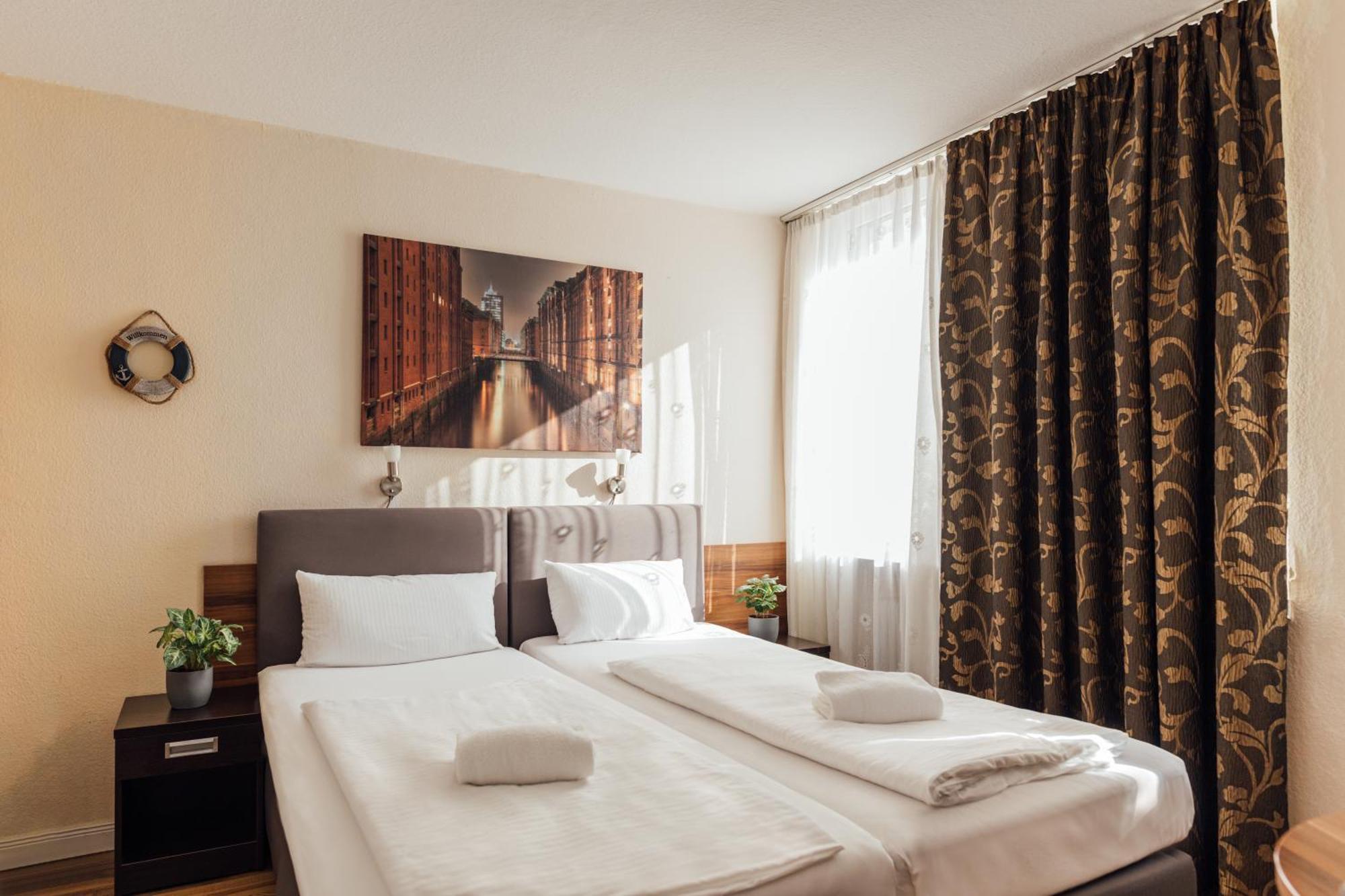 Hotel Hanseat Hamburg Kültér fotó